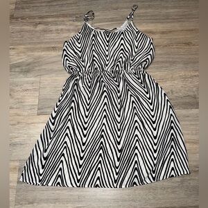 Women’s Dex 1963 Medium Black& White Stripe Spaghetti Strap Summer Dress